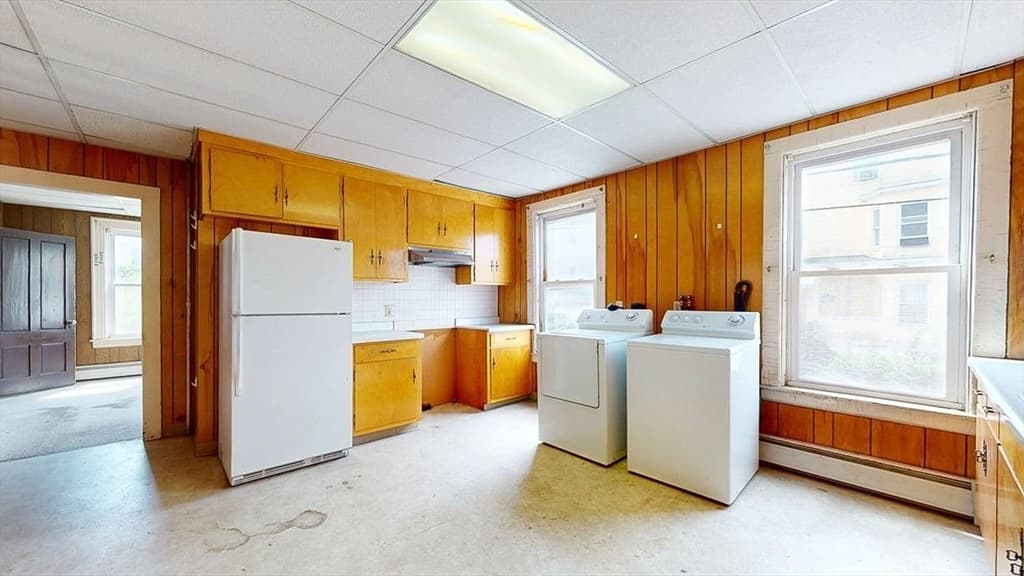 Multi Family at 67 Richland St, Worcester MA 01610, Worcester, photo 3 of 41