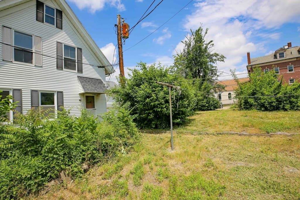 Multi Family at 67 Richland St, Worcester MA 01610, Worcester, photo 38 of 41