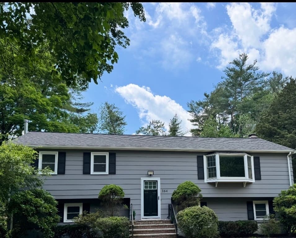 164 Hall St, Raynham MA 02767