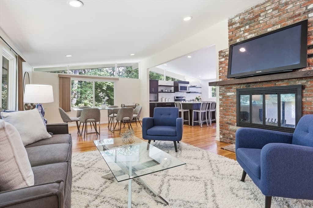 430 Heald Rd, Carlisle MA 01741 photo 5
