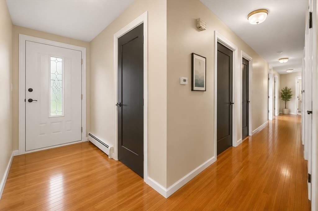 Single Family Residence at 6 Norfolk, Leominster MA 01453, photo 14 of 36