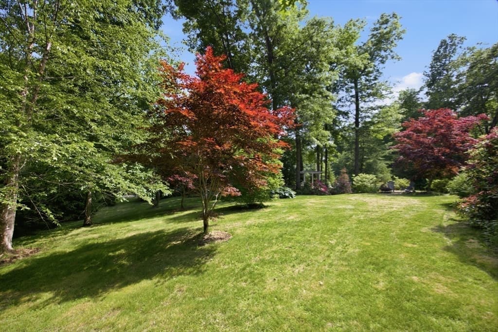 Single Family Residence at 8 Evergreen Drive, Plaistow NH 03865, Plaistow, photo 34 of 36