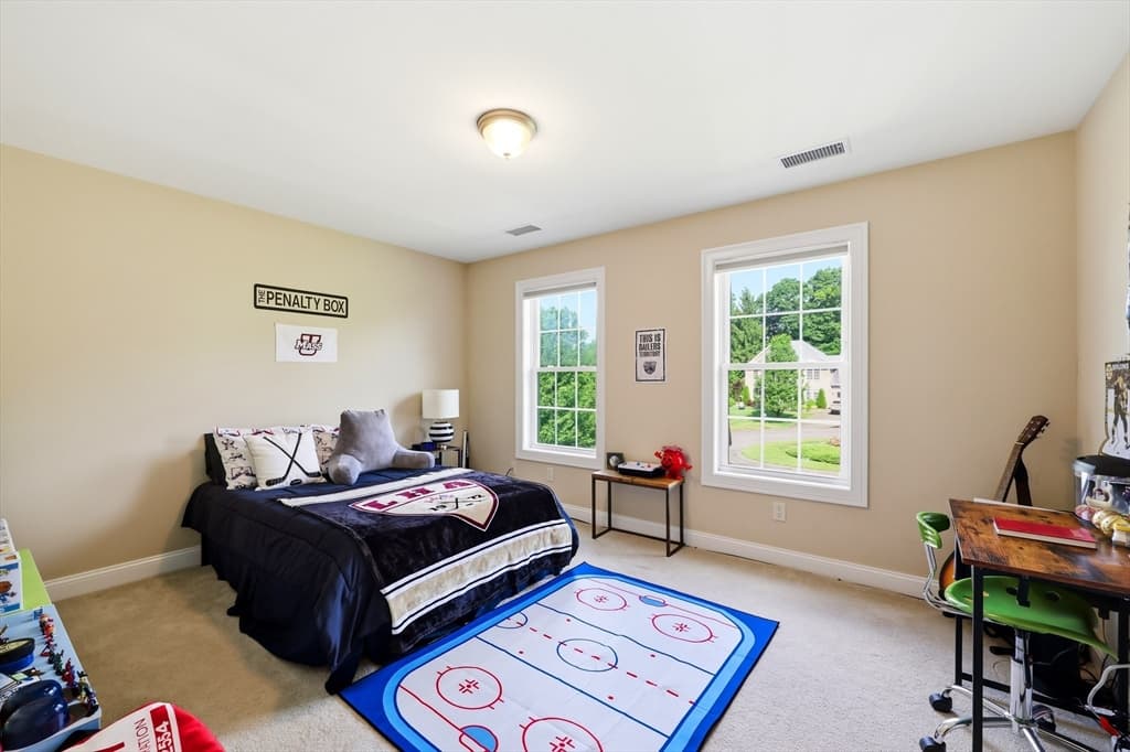 Single Family Residence at 4 N Hills Ln, Wilbraham MA 01095, photo 21 of 40