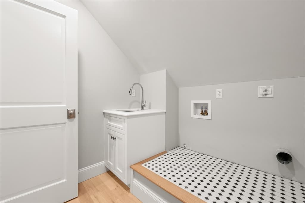 6 Revolutionary Road, Lexington MA 02421 photo 23