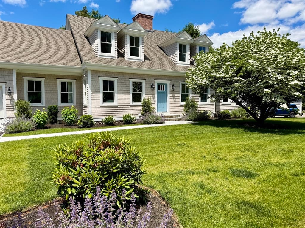 6 Revolutionary Road, Lexington MA 02421 photo 2