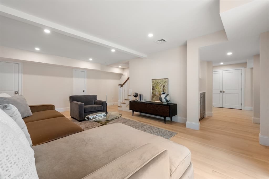 6 Revolutionary Road, Lexington MA 02421 photo 29