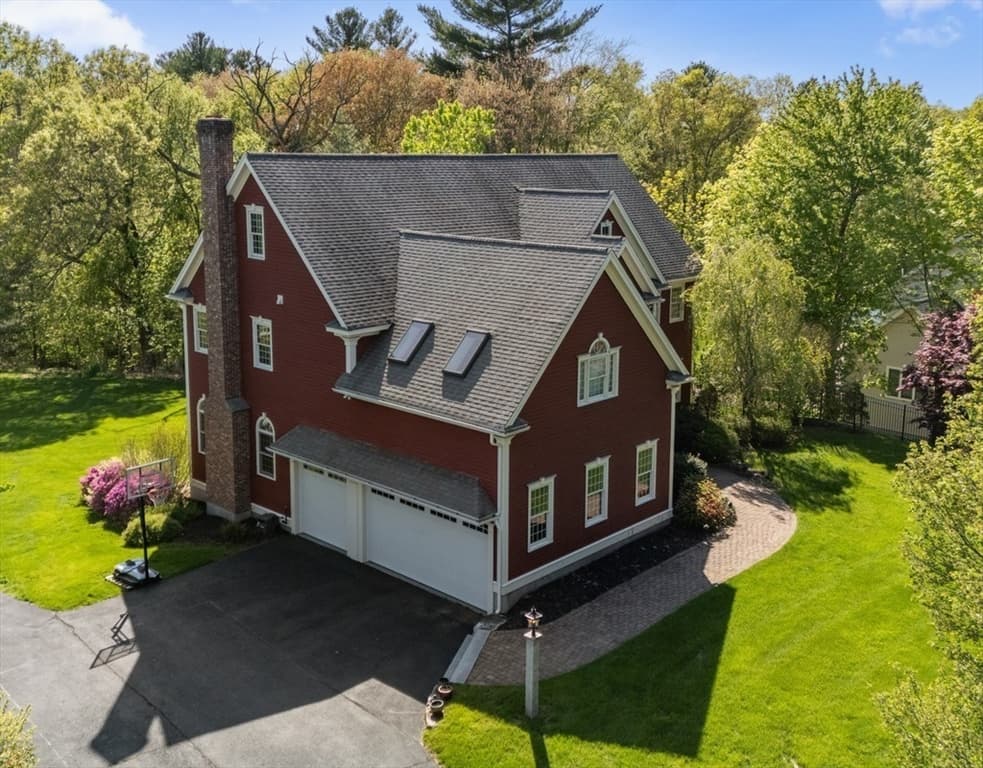 231 Gulf St, Shrewsbury MA 01545 photo 2
