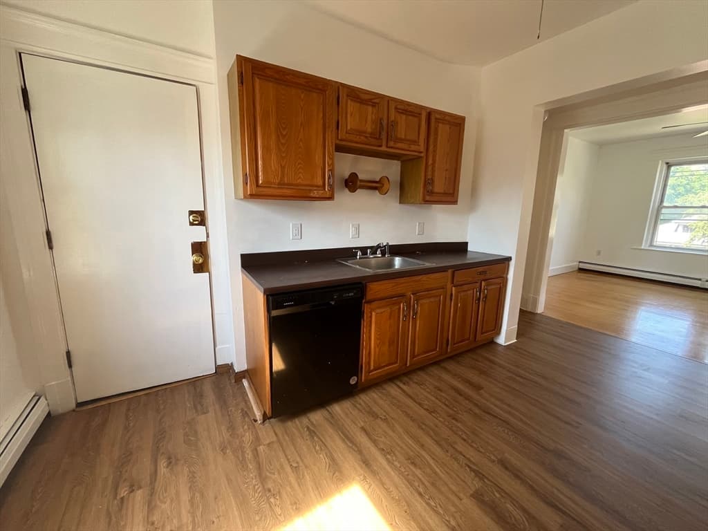 29 Irving Street # 8, Worcester MA 01609 photo 16