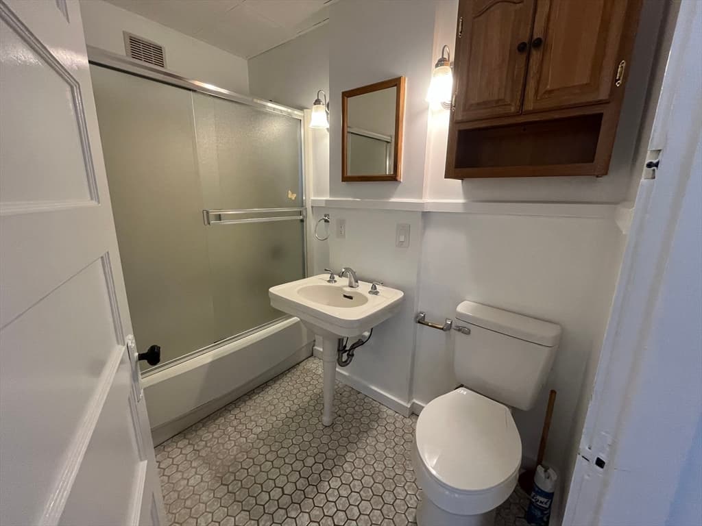 29 Irving Street # 8, Worcester MA 01609 photo 19