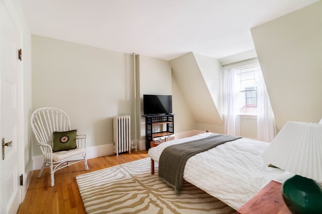 86 Avon Hill Street, Cambridge MA 02140 photo 23