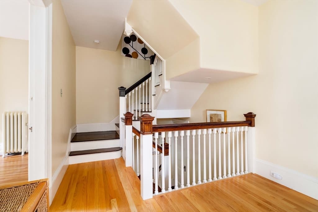 86 Avon Hill Street, Cambridge MA 02140 photo 17