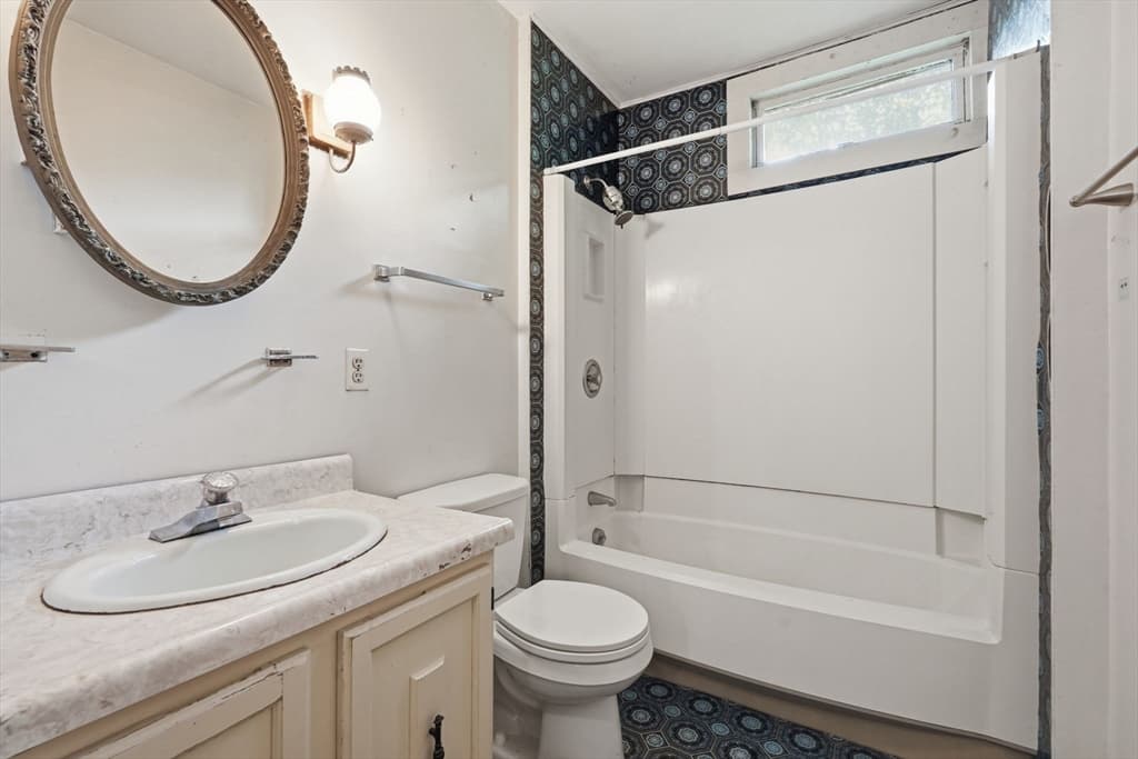 155 Amity St, Amherst MA 01002 photo 21