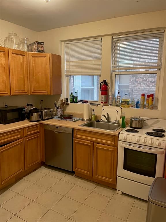 213 Chestnut Hill Ave, Boston MA 02135 photo 17
