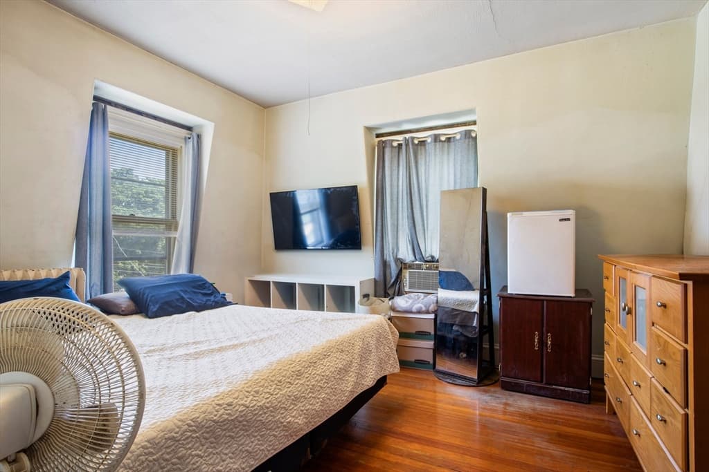 Single Family Residence at 22 Porter St, Lynn MA 01902, photo 16 of 28
