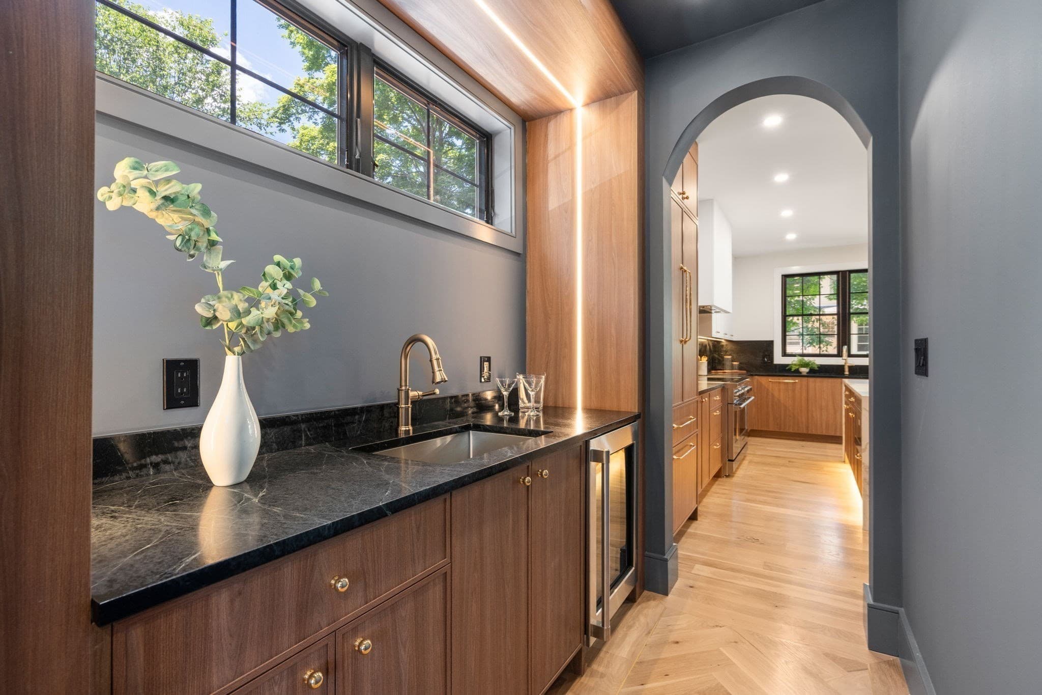 Single Family Residence at 51 Davis Ave, Newton MA 02465, Newton, photo 5 of 42