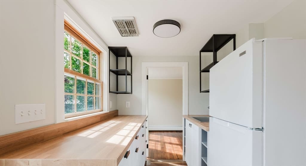 Single Family Residence at 1324 Main Street, Acushnet MA 02743, Acushnet, photo 27 of 38