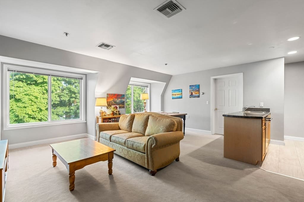 Condominium at 332 Jamaicaway # 403, Boston MA 02130, photo 2 of 27