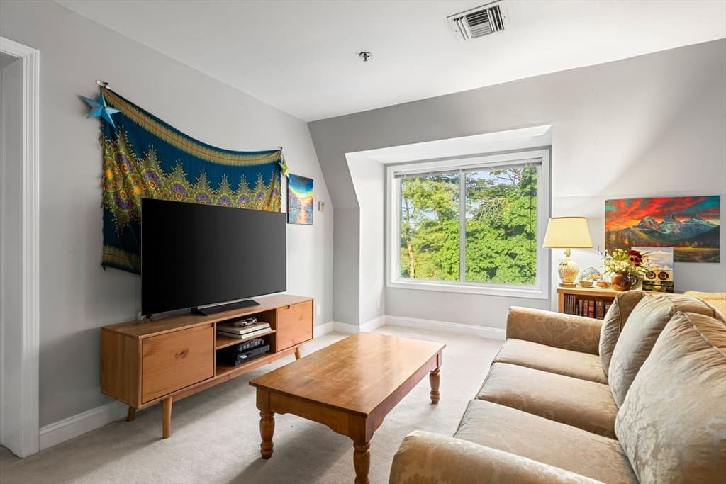 Condominium at 332 Jamaicaway # 403, Boston MA 02130, photo 3 of 27