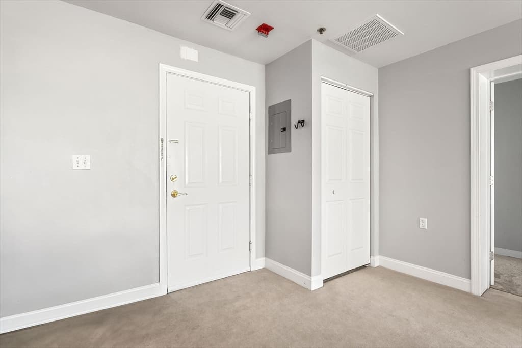 Condominium at 332 Jamaicaway # 403, Boston MA 02130, photo 14 of 27