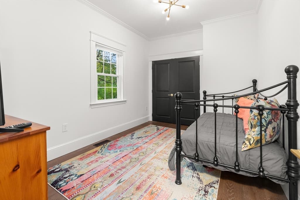 Single Family Residence at 37 Moulton St, Newburyport MA 01950, photo 21 of 42