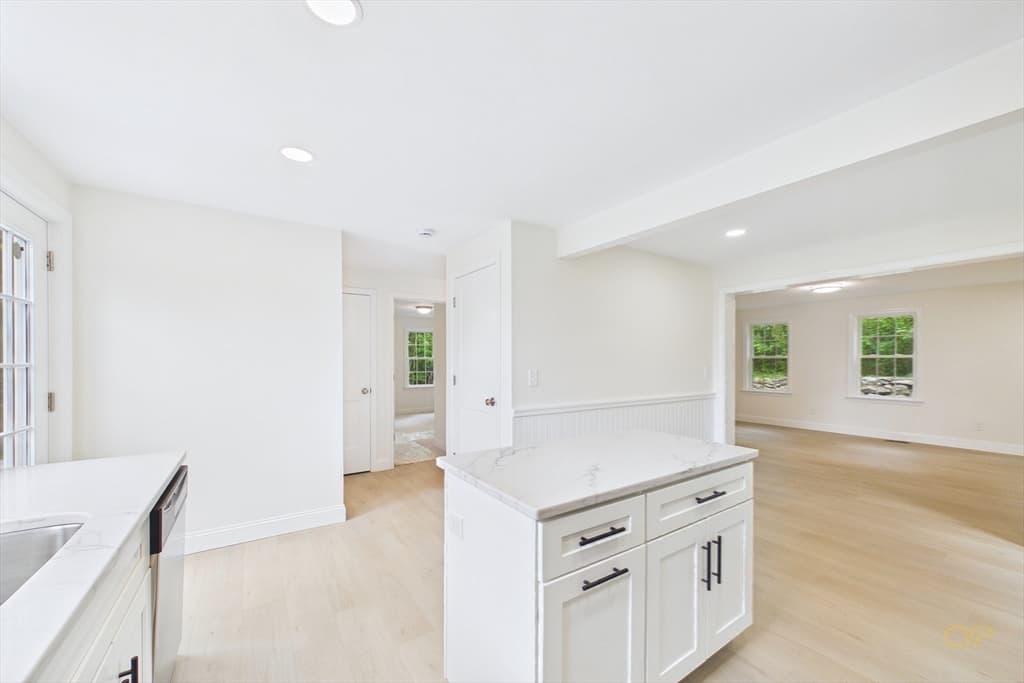 159 County St, Lakeville MA 02347 photo 17