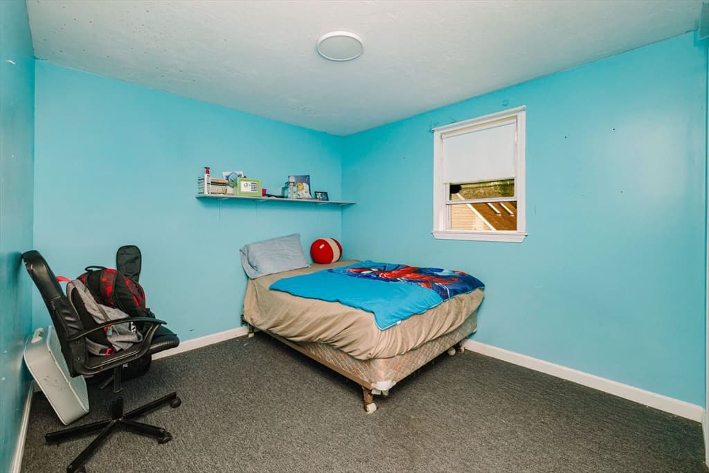 2078 Palmer St, Dighton MA 02715 photo 8