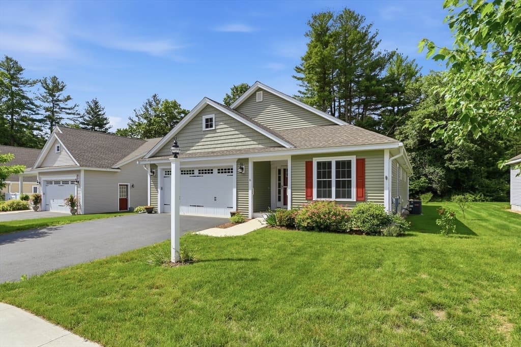 6 Bluebird Way # 6, Littleton MA 01460