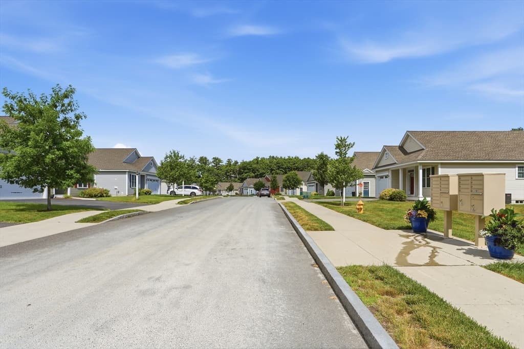 6 Bluebird Way # 6, Littleton MA 01460 photo 40
