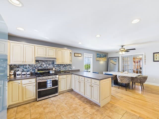 19 Abington Ln., Fall River MA 02721 photo 13