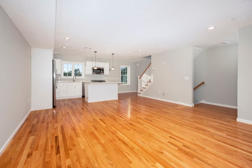 Condominium at 719 S. Franklin Street # 3, Holbrook MA 02343, photo 12 of 27