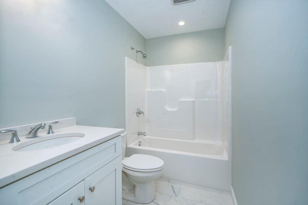 Condominium at 719 S. Franklin Street # 3, Holbrook MA 02343, photo 15 of 27