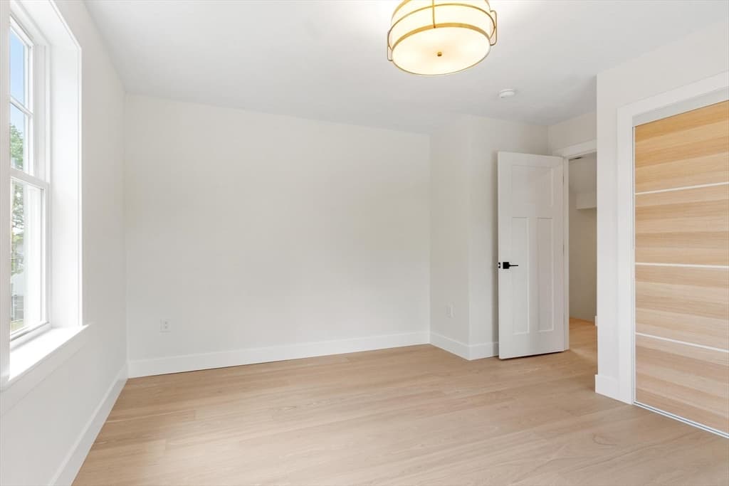 60 Neillian Street # 60, Bedford MA 01730 photo 20