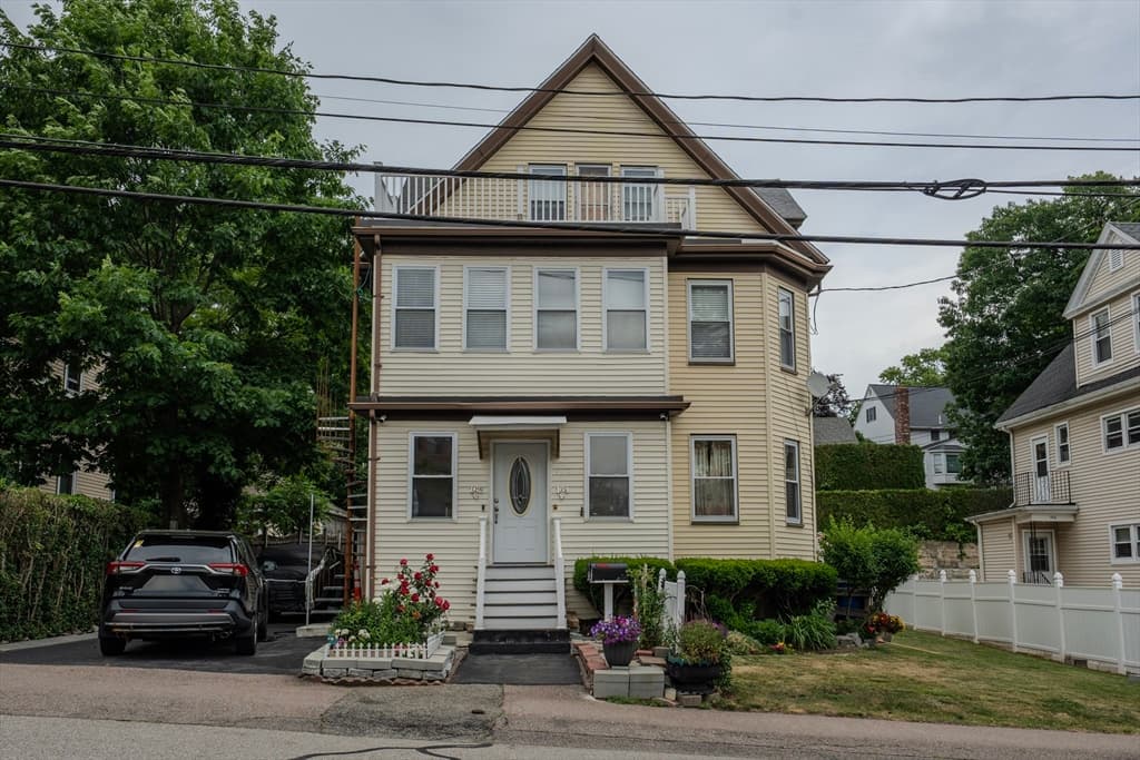 162 Glendale Rd, Quincy MA 02169