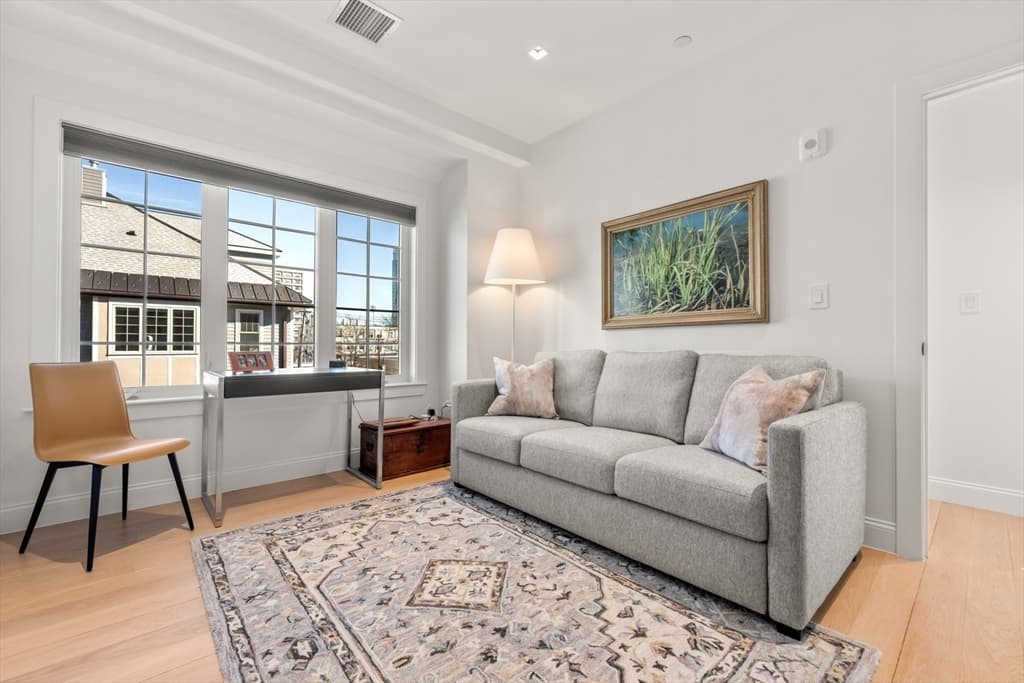 21 Crowninshield Rd # 21, Brookline MA 02446 photo 15