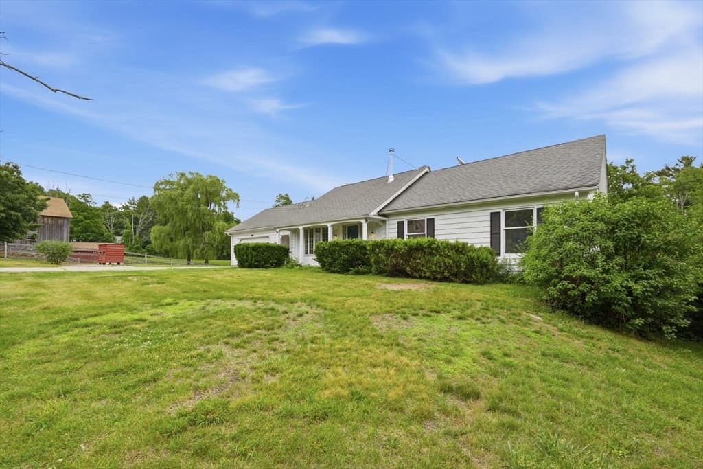 11 James Rd, Upton MA 01568 photo 3