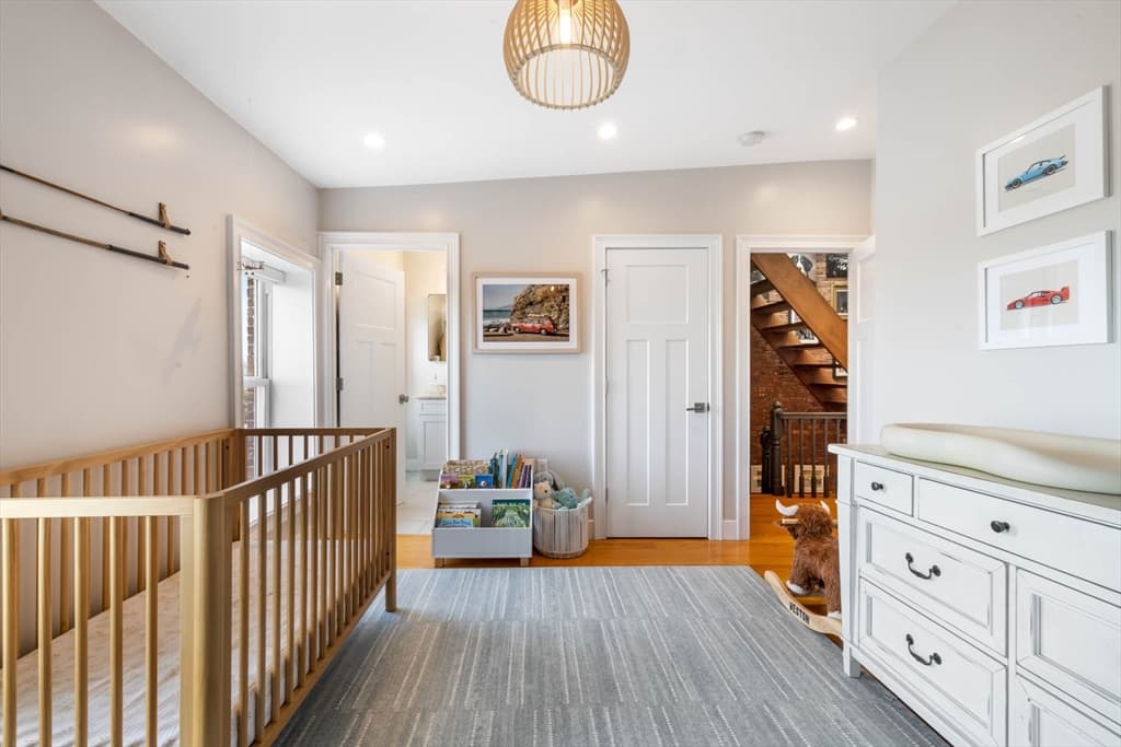 Condominium at 40 Thomas Park # 2, Boston MA 02127, Boston, photo 23 of 34