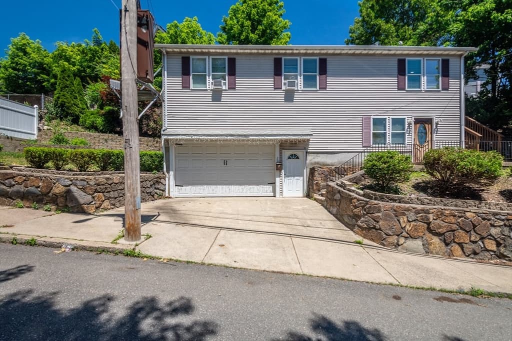 23 Lovers Leap Ave, Lynn MA 01904