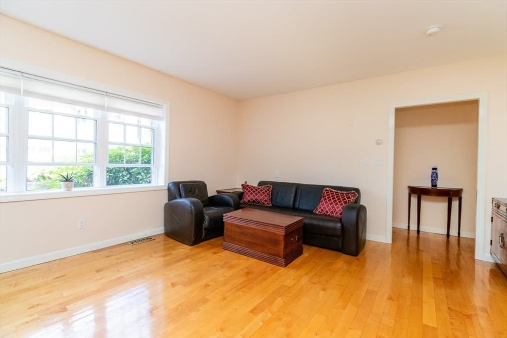 Condominium at 26 Lake Shore Ct # 1, Boston MA 02135, photo 9 of 28