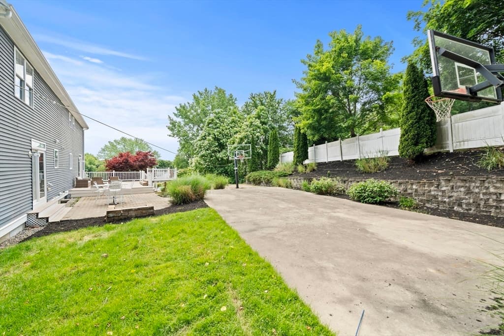 8 Woods Hill Cir, Woburn MA 01801 photo 36