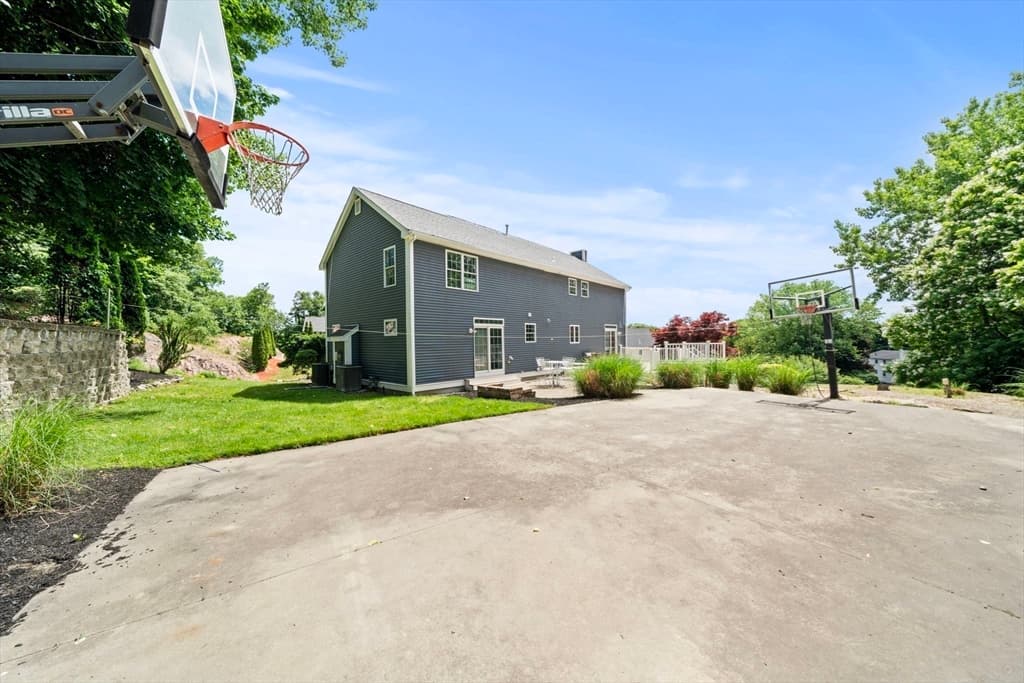 8 Woods Hill Cir, Woburn MA 01801 photo 37