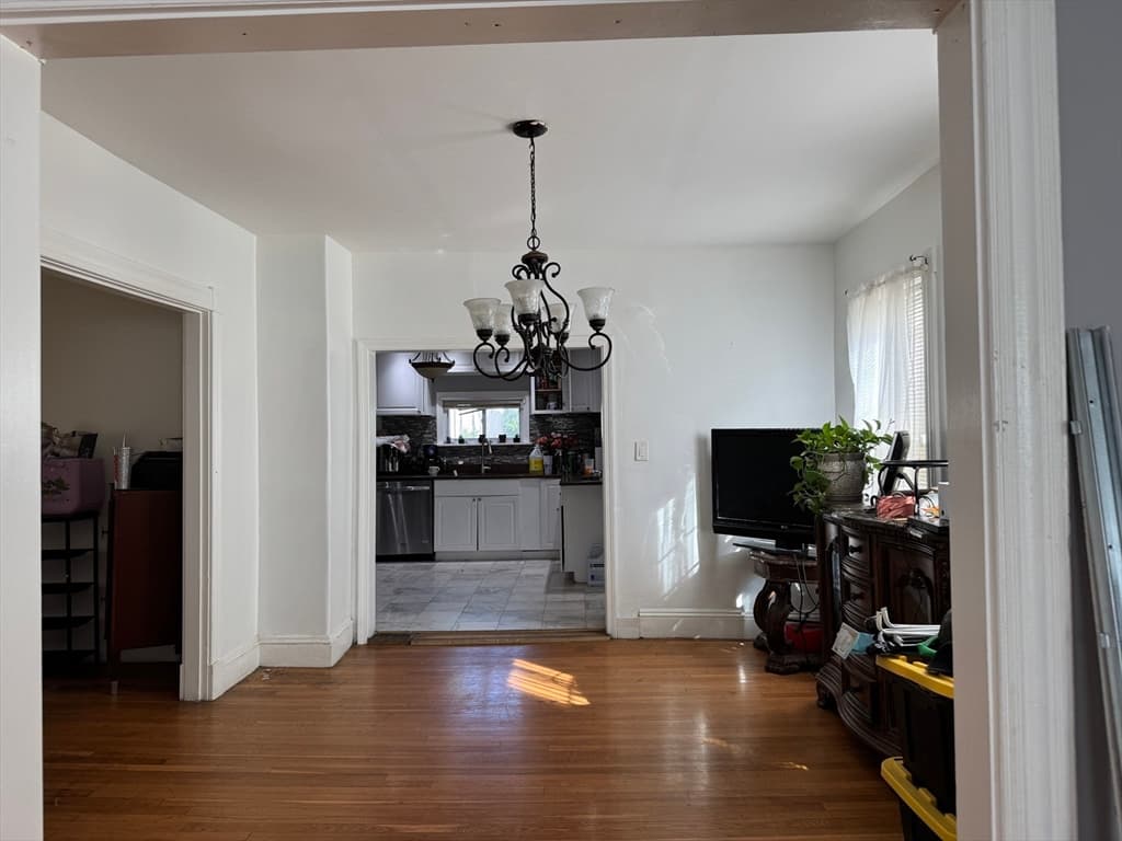 Single Family Residence at 35 Farmland, Lowell MA 01852, photo 4 of 22