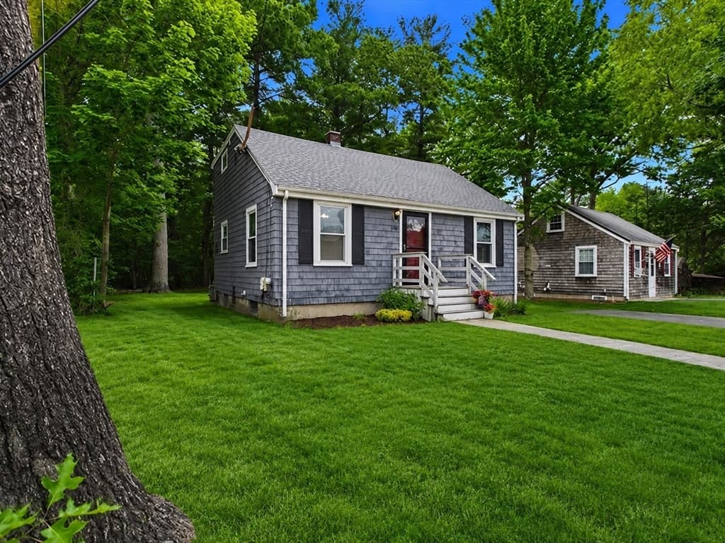 198 Pond St., Rockland MA 02370