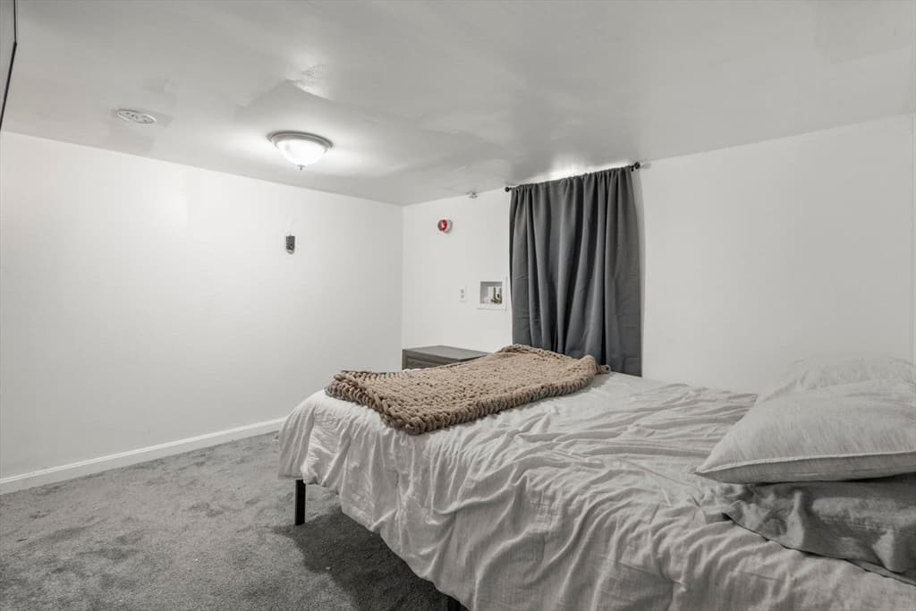 Single Family Residence at 40 Calumet Ave, Worcester MA 01606, photo 23 of 29