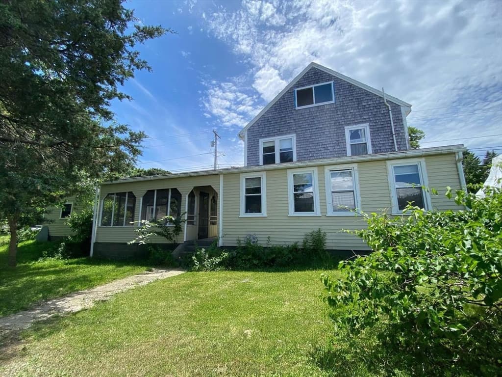 Single Family Residence at 360 Merrimac Street, Newburyport MA 01950, photo 7 of 41