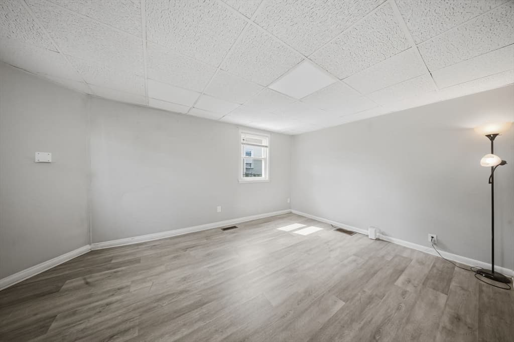 Single Family Residence at 540 Armory Street, Springfield MA 01104, Springfield, photo 23 of 28