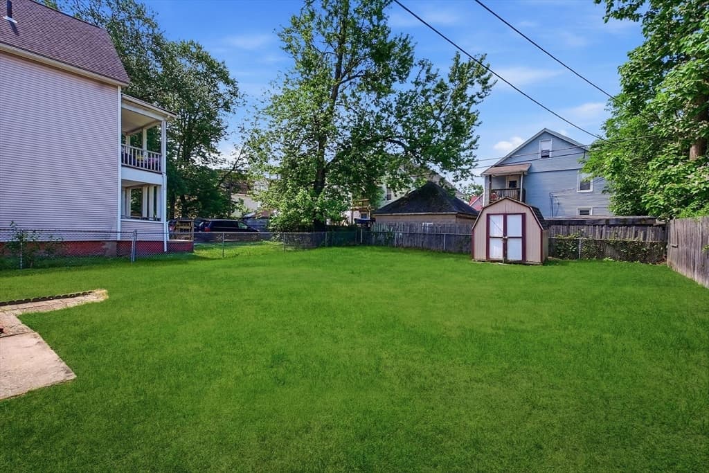 Single Family Residence at 540 Armory Street, Springfield MA 01104, Springfield, photo 26 of 28