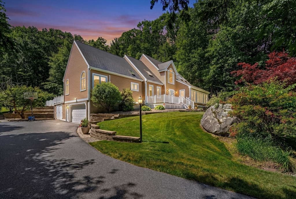 9 Abby Road, Westford MA 01886 photo 3