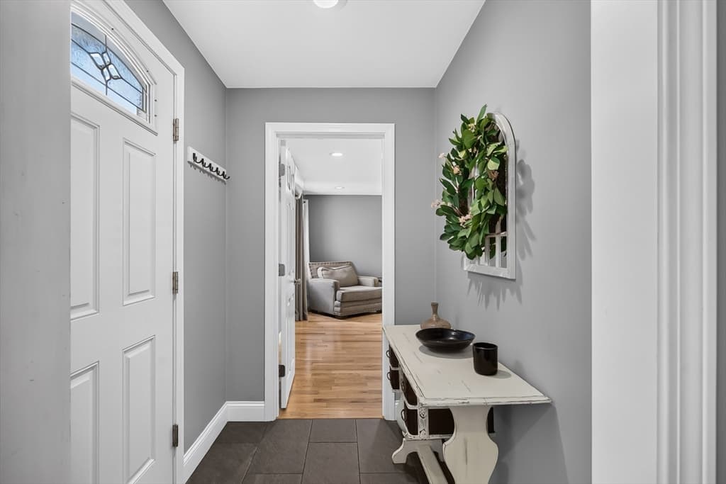 Single Family Residence at 38 Brown Ave, Lunenburg MA 01462, photo 5 of 42