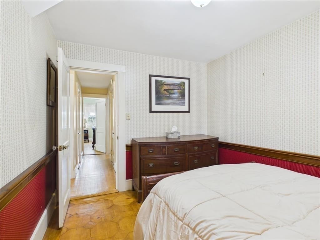 627 S Franklin St, Holbrook MA 02343 photo 29