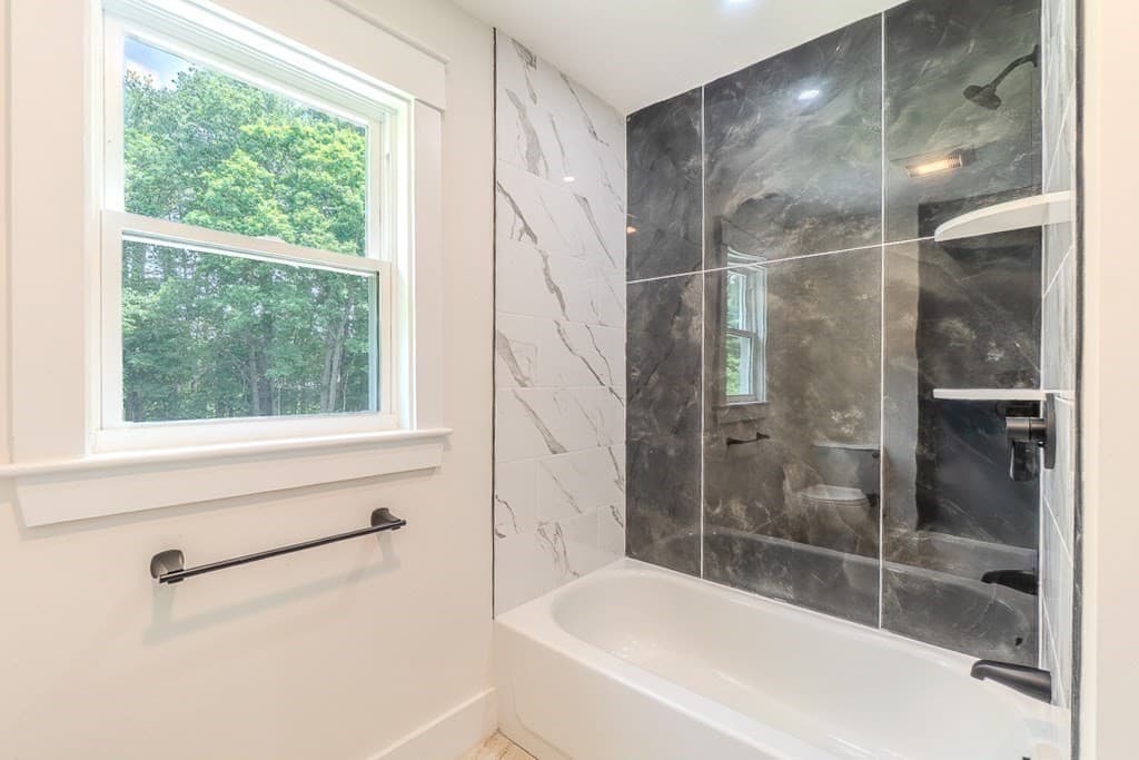 Single Family Residence at 5 Franklin Avenue, Wilmington MA 01887, Wilmington, photo 34 of 42